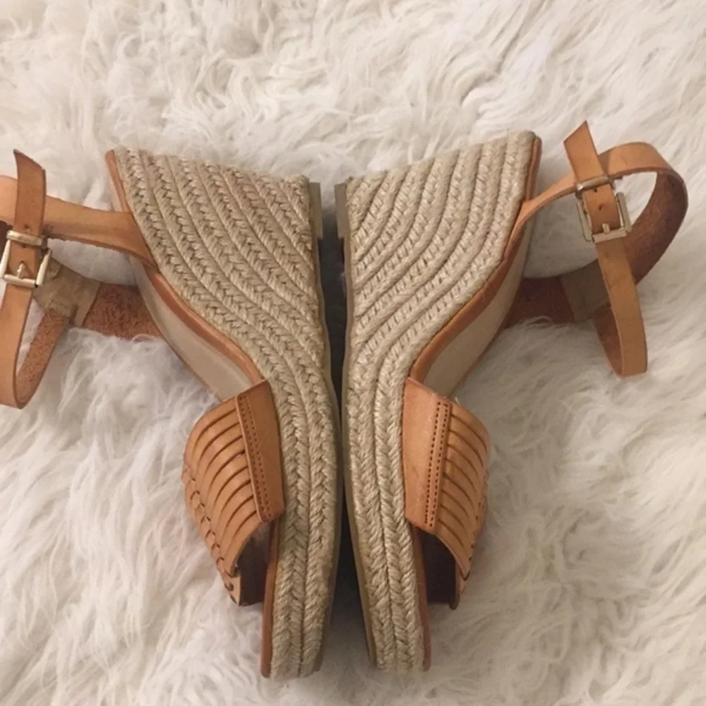 Sociology huarache tan